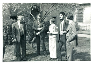 FGB Bookshop meeting, Cairo, 1976 from left Halim Saloum, Jørgen Lauridsen, Mona Lydiksen, Hugh