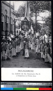 Orphans at the Jubilee of Pope Pius X, Mulagumudu, India, ca.1920-1940