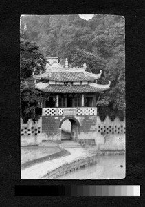 Temple entrance, Sichuan, China, ca.1900-1920