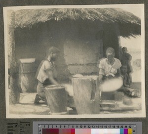 Food preparation, Malawi, ca.1926