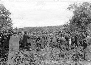 Market day, Machame, Tanzania, ca.1893-1920