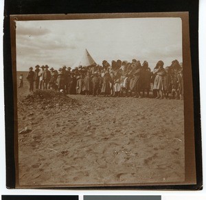 Boer children in front of a tent in the camp near Mafikeng, South Africa, ca.1901-1903