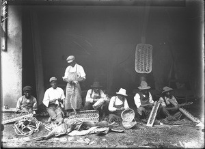 Weaving lesson in Lemana, Limpopo, South Africa, ca. 1906