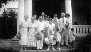 Missionaries gathered in South Arcot 1936. From the left Caroline Andersen, Helene Bittmann,Dor