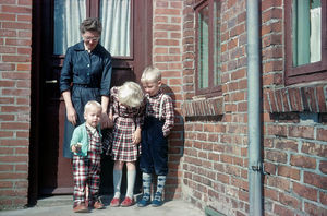 Missionary Edel Stidsen with her children Flemmeing and Birthe in Aden 1956