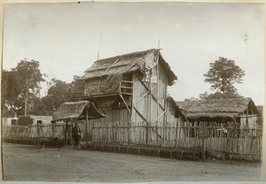 Erste Niderlassung von Engländern in Kumase