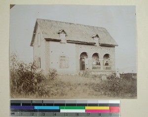 Dr.Bendix Ebbel's(?) house, Antsirabe(?), Madagascar, ca.1893