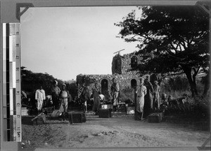 Caravan, Malangali, Tanzania, ca.1898-1914