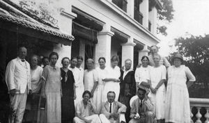 Missionaries gathered at Carmel, Tiruvannamalai. From left. Ejner Hoff, Estrid Hoff, Sophy Oxho