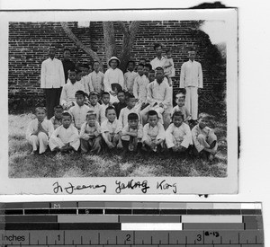 Fr. Feeney with children at Yangjiang, China