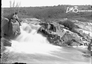 Levubu river, Valdezia, South Africa, ca. 1896-1911