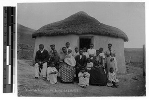 A family in Xentu with the assistant Elias Mzuku, South Africa East