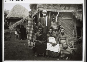 A guard at the court of King Ndjoya with his family