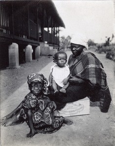 Woman with children in Yabassi, Cameroon