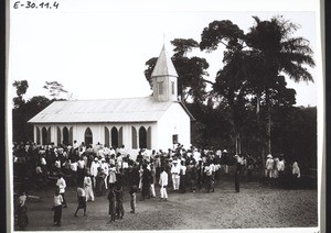 Ceremonial consecration of the church in Edea