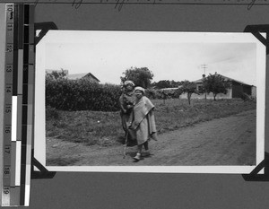 A woman and a girl, South Africa East