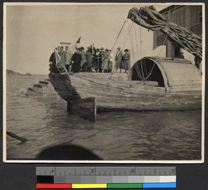 Missionaries standing on the wharf at Kakchich, China, ca.1918-1930