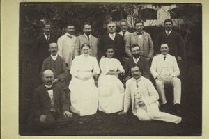 Heinrich Hofmann (Miss. Kaufmann) mit Kollegenfamilien