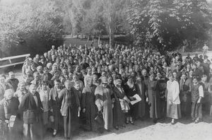 DMS meeting at Nyborg Strand ca. 1930. Many missionaries include Karen Bardenfleth, president P