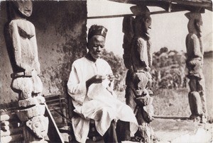 Bamum craftsman, in Cameroon