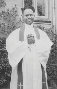 Munshi M. Tudu blev født 26.06.1924 i en landsby i Santalistan. Efter støtte til skolegang i Kaerabani og en periode som evangelist i Chondorpura, fik han stipendium til en 4-årig teologisk uddannelse i Ranchi, Jharkhand. Blev herefter sendt på videreuddannelse i USA - på Lutheran Theological Seminary i St Paul, Minnesota samt Biblical Seminary i New York. Efter hjemkomsten i 1956 var Munshi M. Tudu i 3 år lærer ved Santal Theological Seminary i Benagaria. Og i 1958 blev han valgt til den første indiske leder af NELC, fra 1972 med titel af biskop - i en kirke, der fortsat udviklede sig, også i retning af decentralisering. Fra 1984 blev der oprettet tre santalske stifter, et bengalsk og et borostift – med hver sin biskop og med Munshi M. Tudu som moderator/øverste leder af kirken, 1984-87