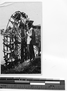 A water wheel at Dongzhen, China