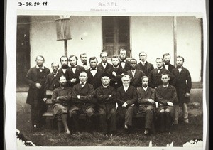 General-Konferenz der Missionare im Jahre 1867. Missionare: Locher, Bellon, Hoch, Laisle, Zerweck, Schönfeld, C. Zimmermann, H. Rottmann, Mader, Widmann, Dieterle, Christaller, Schrenk