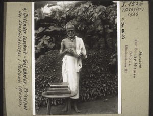 A sanskrit scholar at prayer