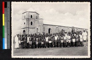 Young Christians on day of baptism, Faradje, Congo, ca.1920-1940