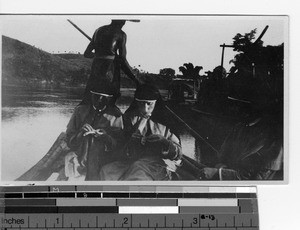 Maryknoll Sisters on a sampan at Luoding, China, 1927