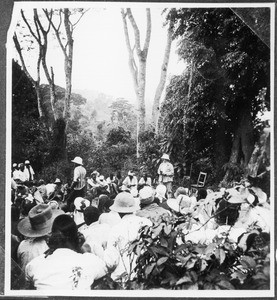 People listening to a preaching missionary, Pare, Tanzania, ca.1927-1938