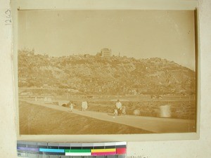 Distant view of the Royal Palace and the main road into Antananarivo, Madagascar, ca.1898