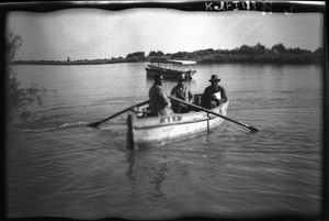 Small boat crossing Limpopo river, Mozambique, ca. 1933-1939