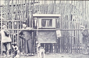 Mr. Preston and his sedan chair, Changde, Hunan, China, ca.1900-1919