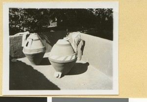 Containers for storing corn, South Africa