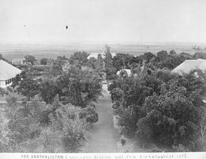 Nordindien, Santalistan/Santal Parganas. Ebenezer Station i Benagaria, set fra kirketårnet, 1892