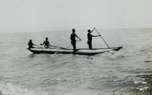 Travel by Canoe, Malawi, ca. 1914-1918