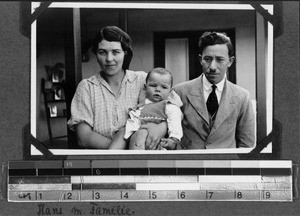 Clergyman August Hans with family, Blueliliesbush, South Africa