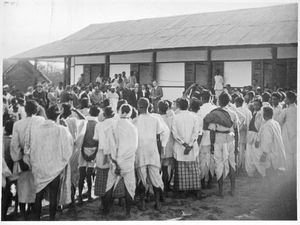 Nordindien, Assam. Fra Sevapur Hospital ved indvielsen, 1948. Hospitalet var grundlagt af lægemissionær Otto Forman, som arbejdede i Sevapur, 1946-51