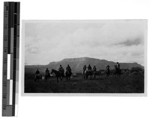 Visitors at the house of chief Dalindyebo, South Africa East, 1930