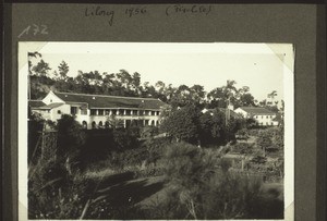 Das Europäerhaus mit Kapelle in Lilong März 1939