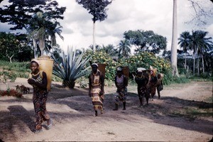 Women returning from the field, Bankim, Adamaoua, Cameroon, 1953-1968