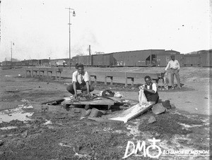 African men washing laundry, Pretoria, South Africa, ca. 1896-1911