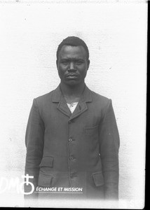 Portrait of a man, Africa, ca. 1896-1911