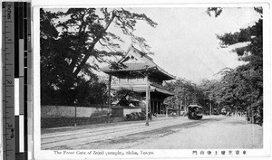 Front gate of Zojoji temple, Tokyo, Japan, ca. 1920-1940