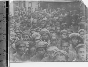 Soldiers taken as prisoners, Leshan, Sichuan, China ca.1915-1925