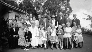 Missionary gathering at Christiansdale, Kotagiri 1936. top row from the left:Øverst fra venstre