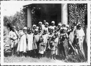 Sunday school children, Gonja, Tanzania, ca.1927-1938