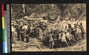 People erecting a structure, Congo, ca.1920-1940