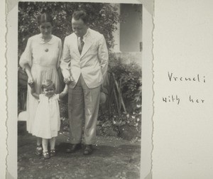 Little Vreni Bier with her parents